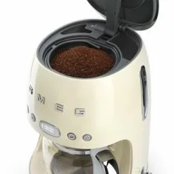 Kaffeemaschinen Smeg DCF01CREU Kaffeeautomat Creme -Kaffeemaschinen || Milchaufschäumer Verkäufe dffe3331 e77c 4087 b760 af6c64271950 600x600