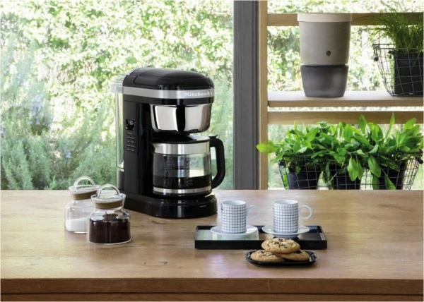 Kaffeemaschinen KitchenAid 5KCM1209EOB Kaffeeautomat Onyx-schwarz 3 Kaffeemaschinen KitchenAid 5KCM1209EOB Kaffeeautomat Onyx-schwarz – Bild 3